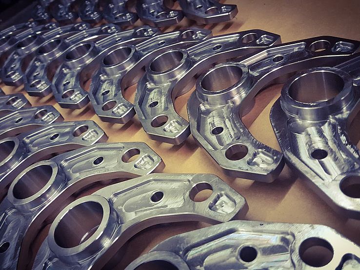 CNC Frästeil - Schwinge CNC Frästeil - Schwinge